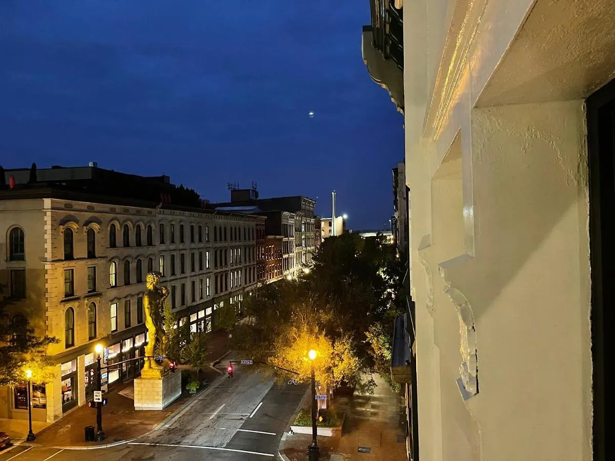 Apartament Lou-City Penthouse Suite! Savor Life With Hollyhock Louisville